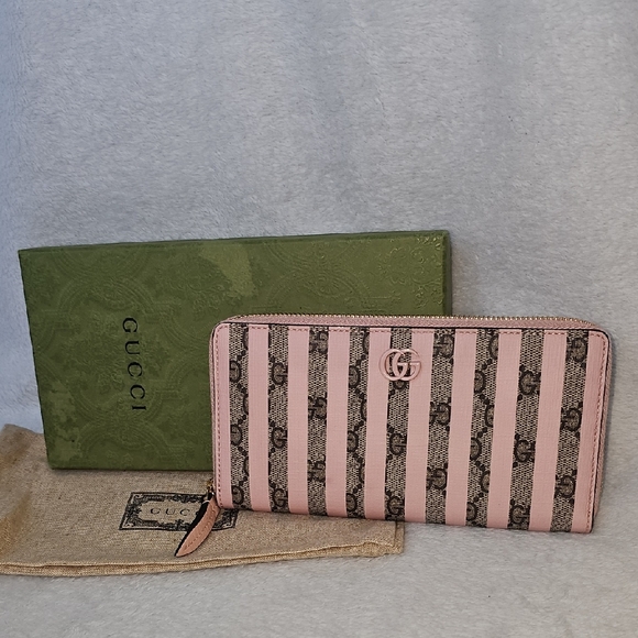 Gucci Striped Pink and Brown Wallet - Picture 1 of 10